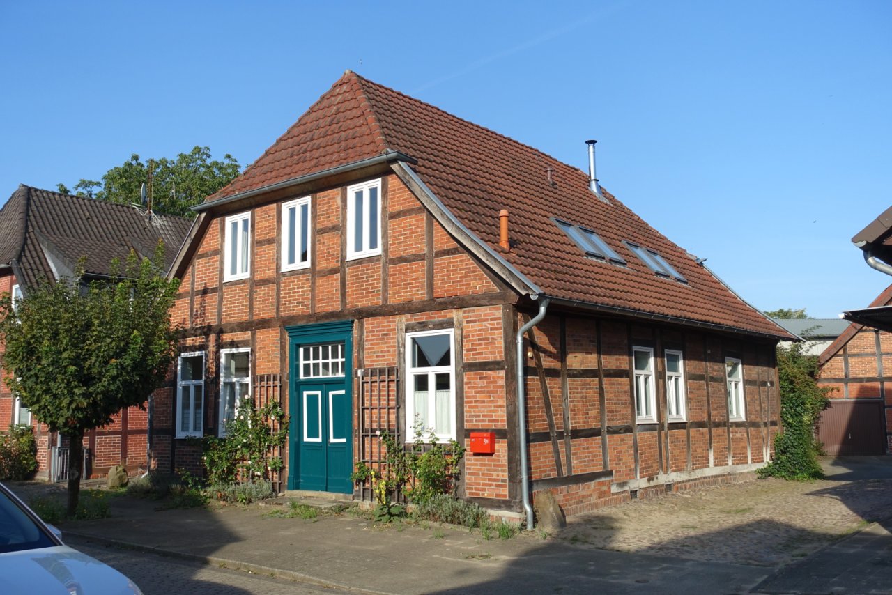 Hausansicht front