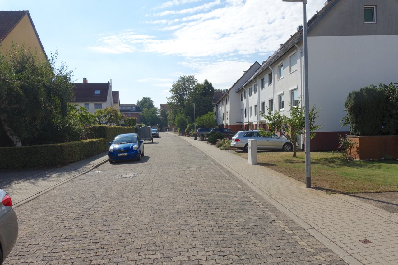 Blick durch die Strasse